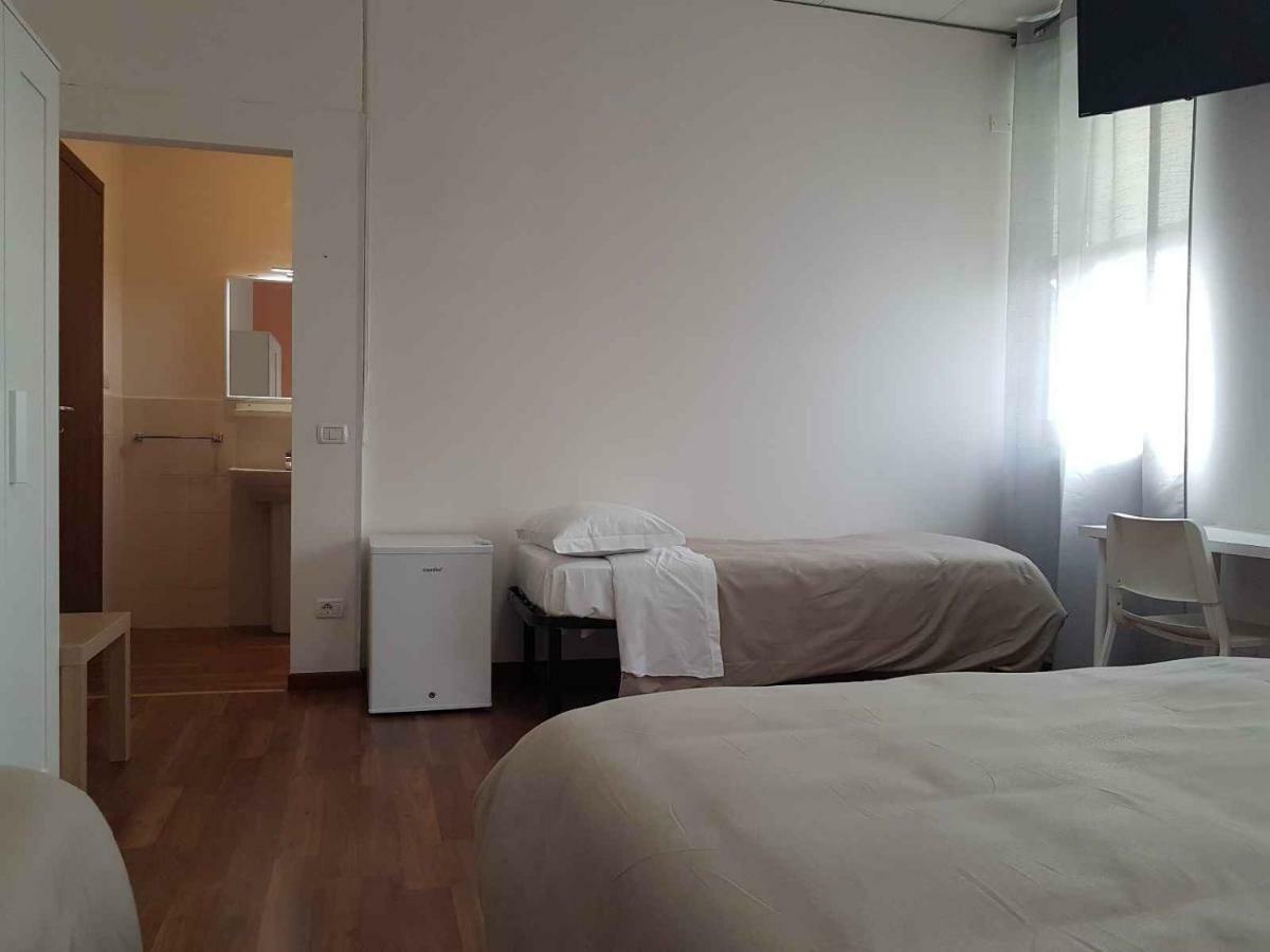 Hotel Piramide Reggio nell'Emilia Buitenkant foto