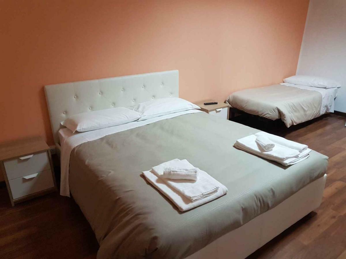 Hotel Piramide Reggio nell'Emilia Buitenkant foto