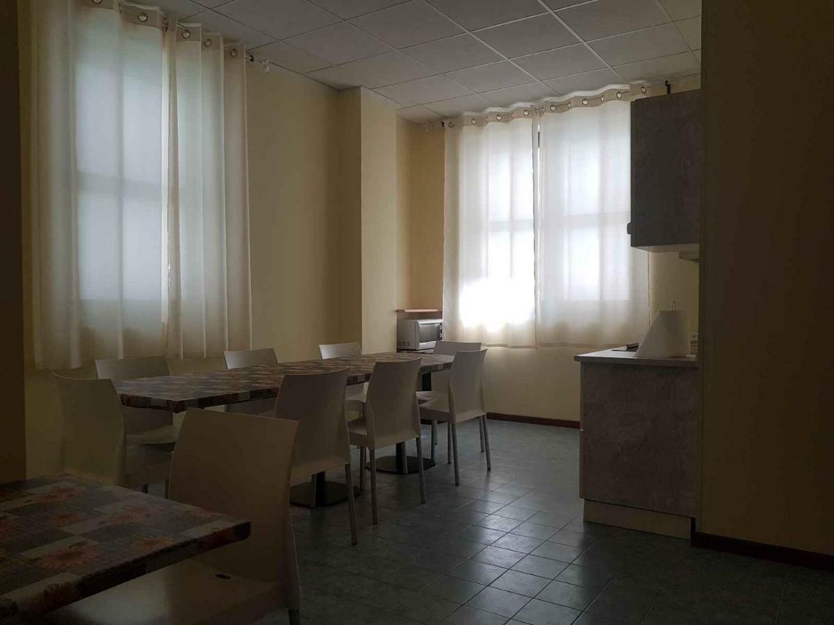 Hotel Piramide Reggio nell'Emilia Buitenkant foto