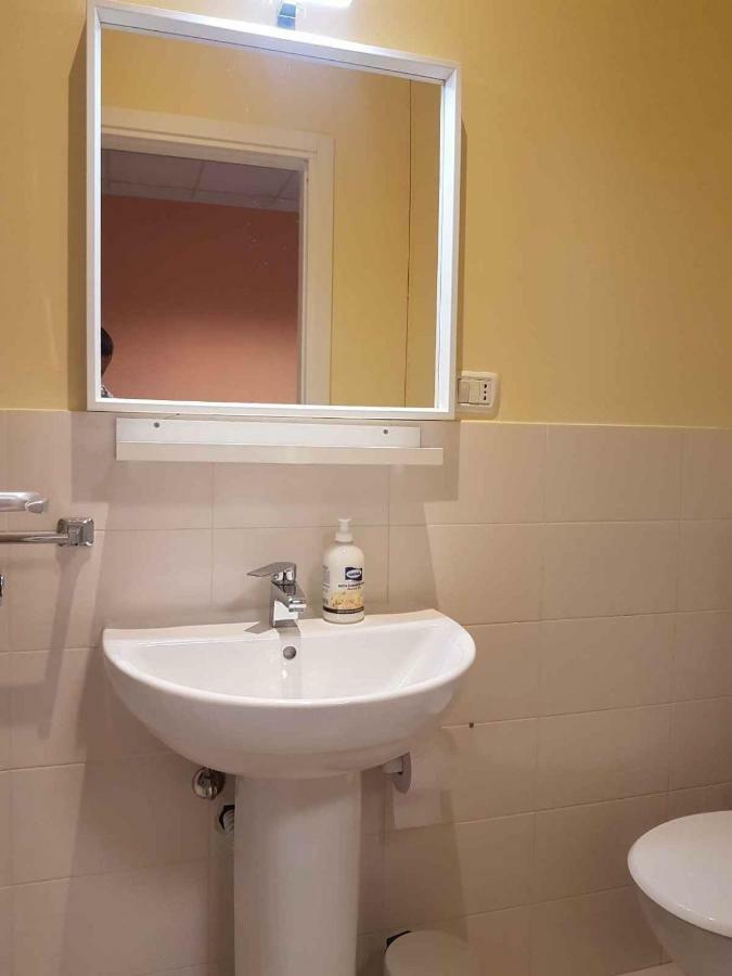 Hotel Piramide Reggio nell'Emilia Buitenkant foto