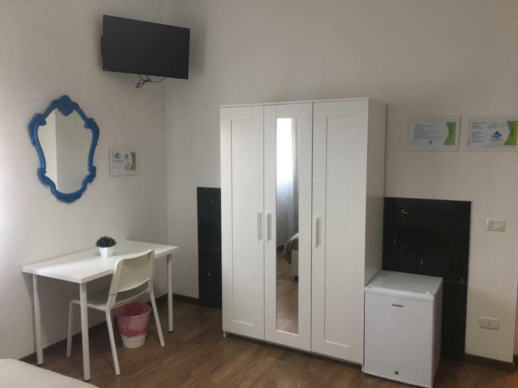 Hotel Piramide Reggio nell'Emilia Buitenkant foto