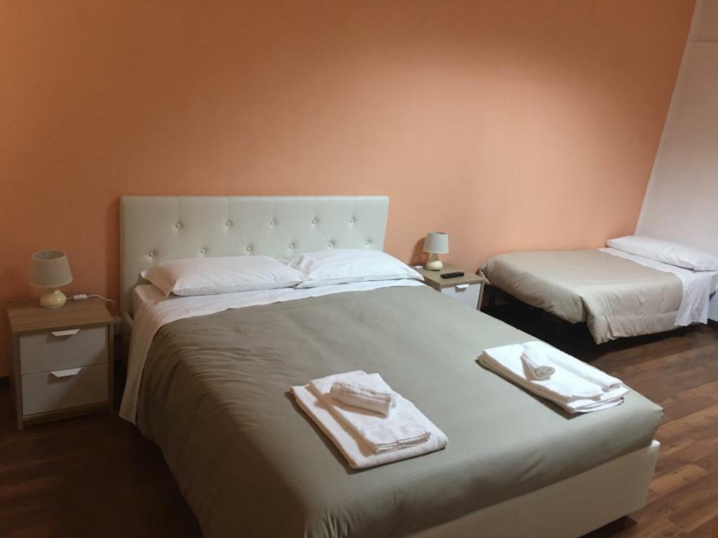 Hotel Piramide Reggio nell'Emilia Buitenkant foto